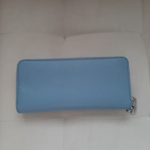 New Michael Kors Jetset Leather Wallet - Picture 5 of 5